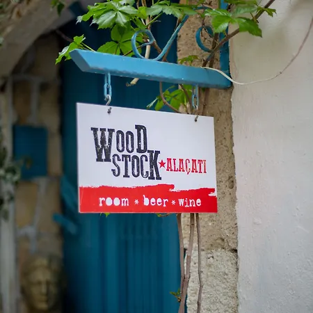 Woodstock 2* Alaçatı