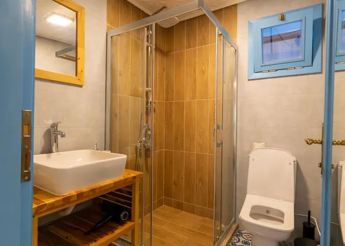 Woodstock Hotel 2*